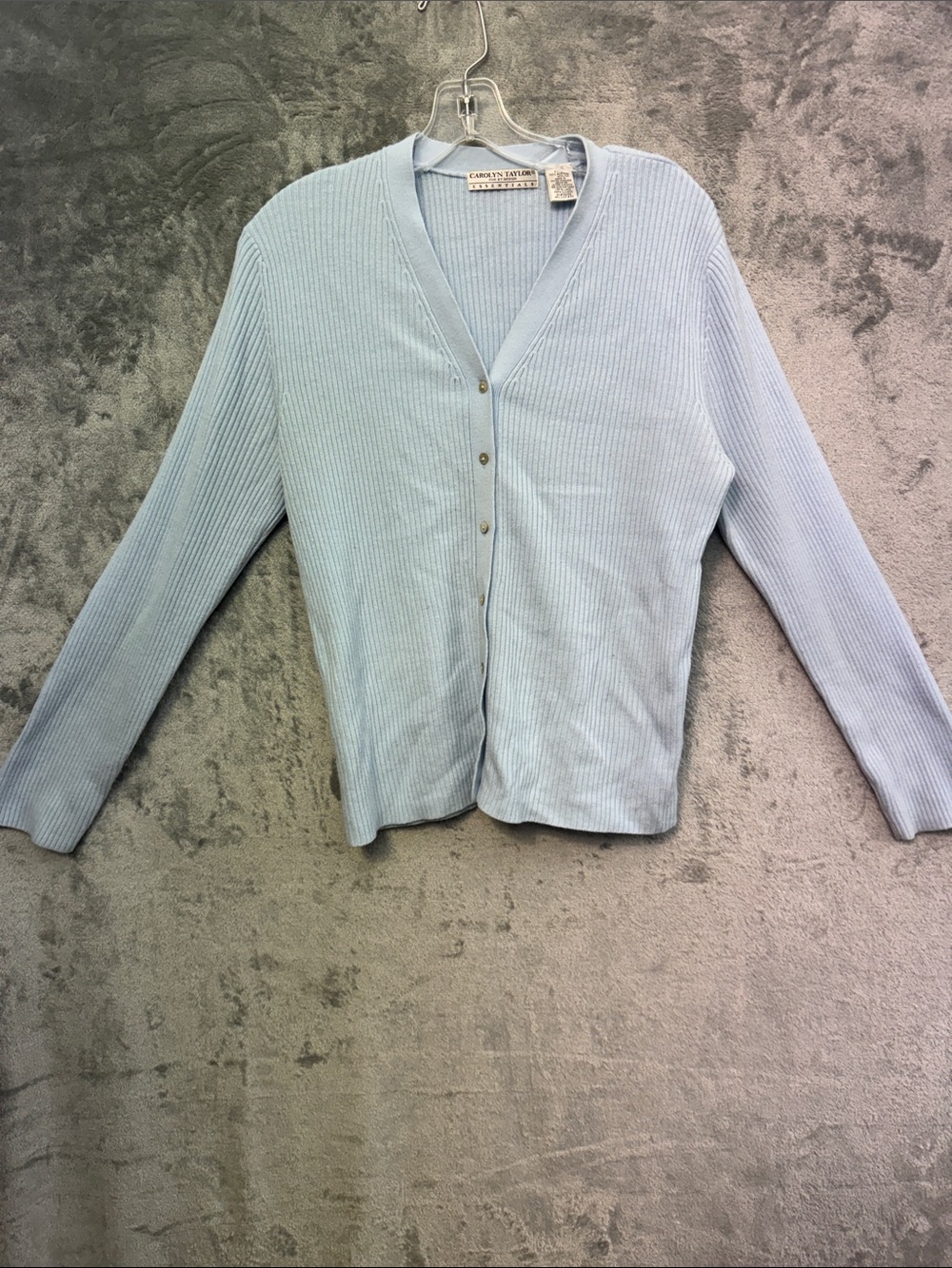 Carolyn Taylor Med Sky Blue Ribbed V-Neck Button Cardigan soft sweater
